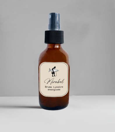 Spray d’eau lunaire énergisée pour l’équilibre émotionnel et mental